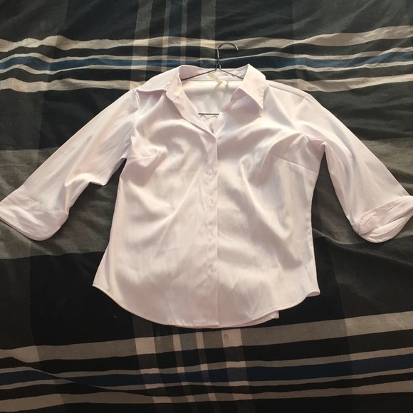 Classy white button down - Picture 1 of 4